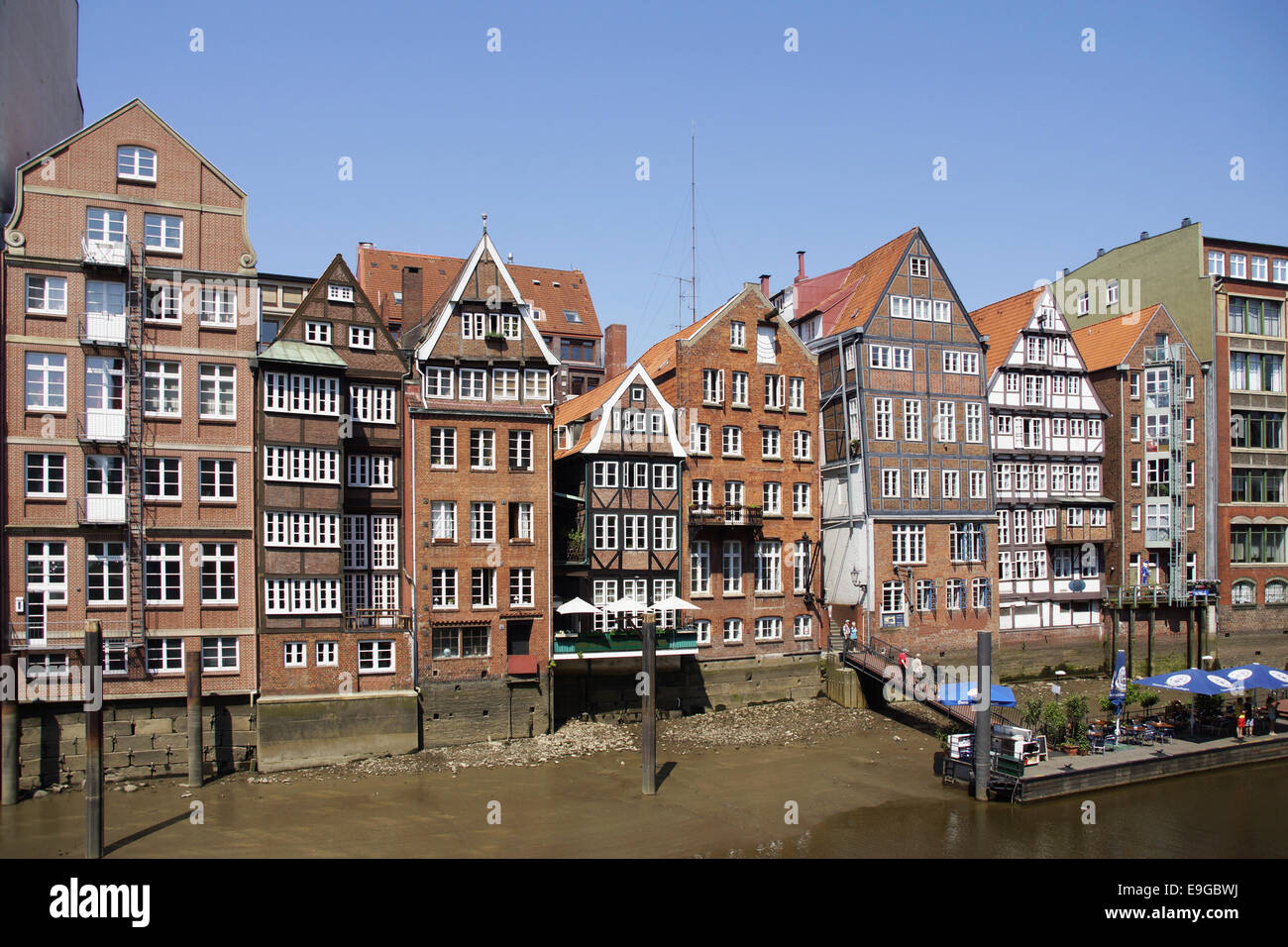 Casas en la Deichstrasse, Hamburgo, Alemania. Foto de stock