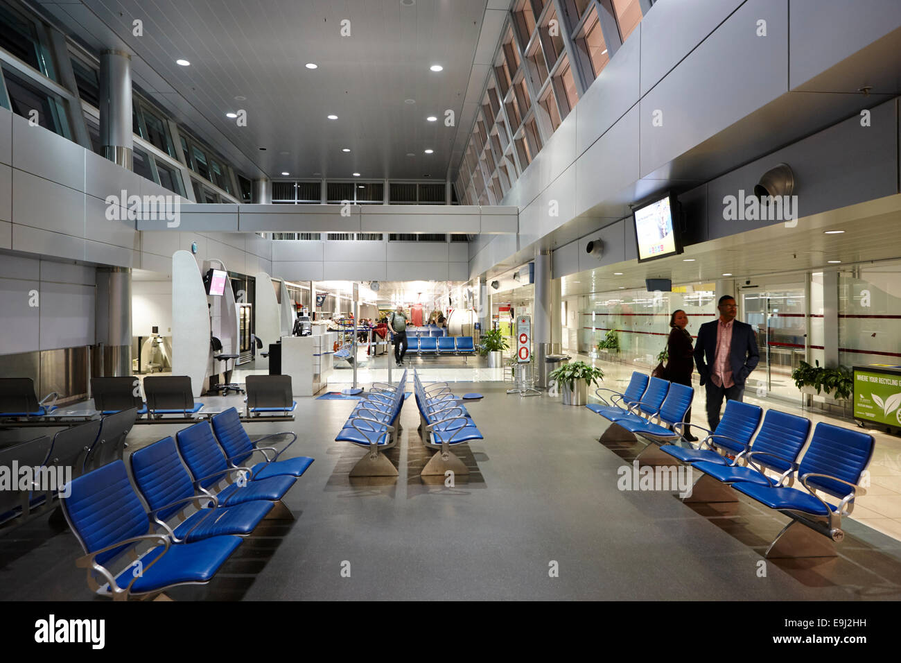 Sala de salidas del aeropuerto internacional de Saint John's