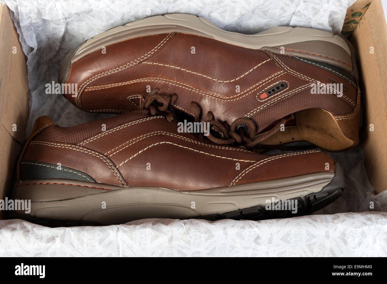 Mens clarks active air shoes fotografías e de alta resolución - Alamy