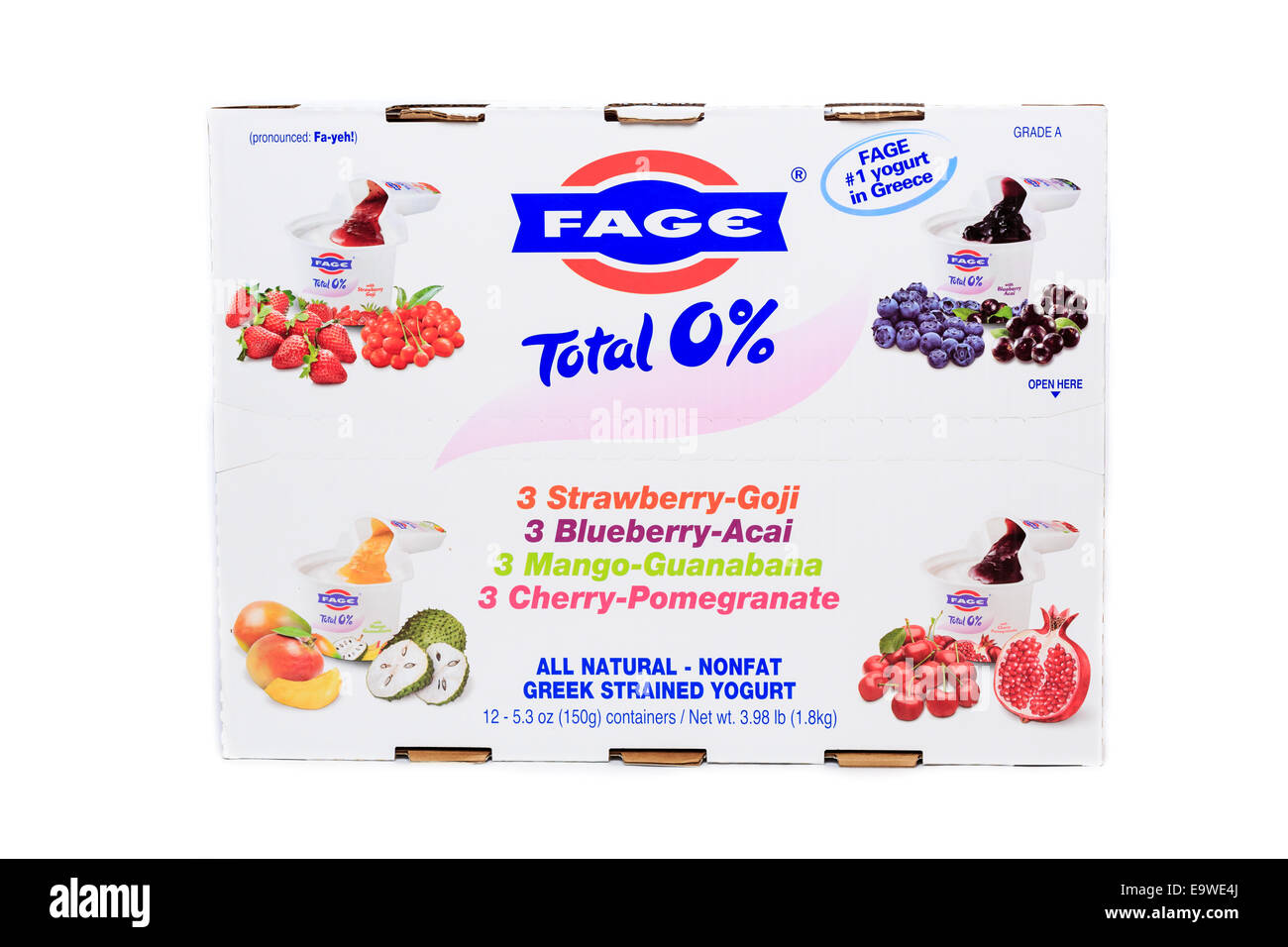 Costco bulk box de Fage Total 0% griego yogur descremado tensas tazas  Fotografía de stock - Alamy