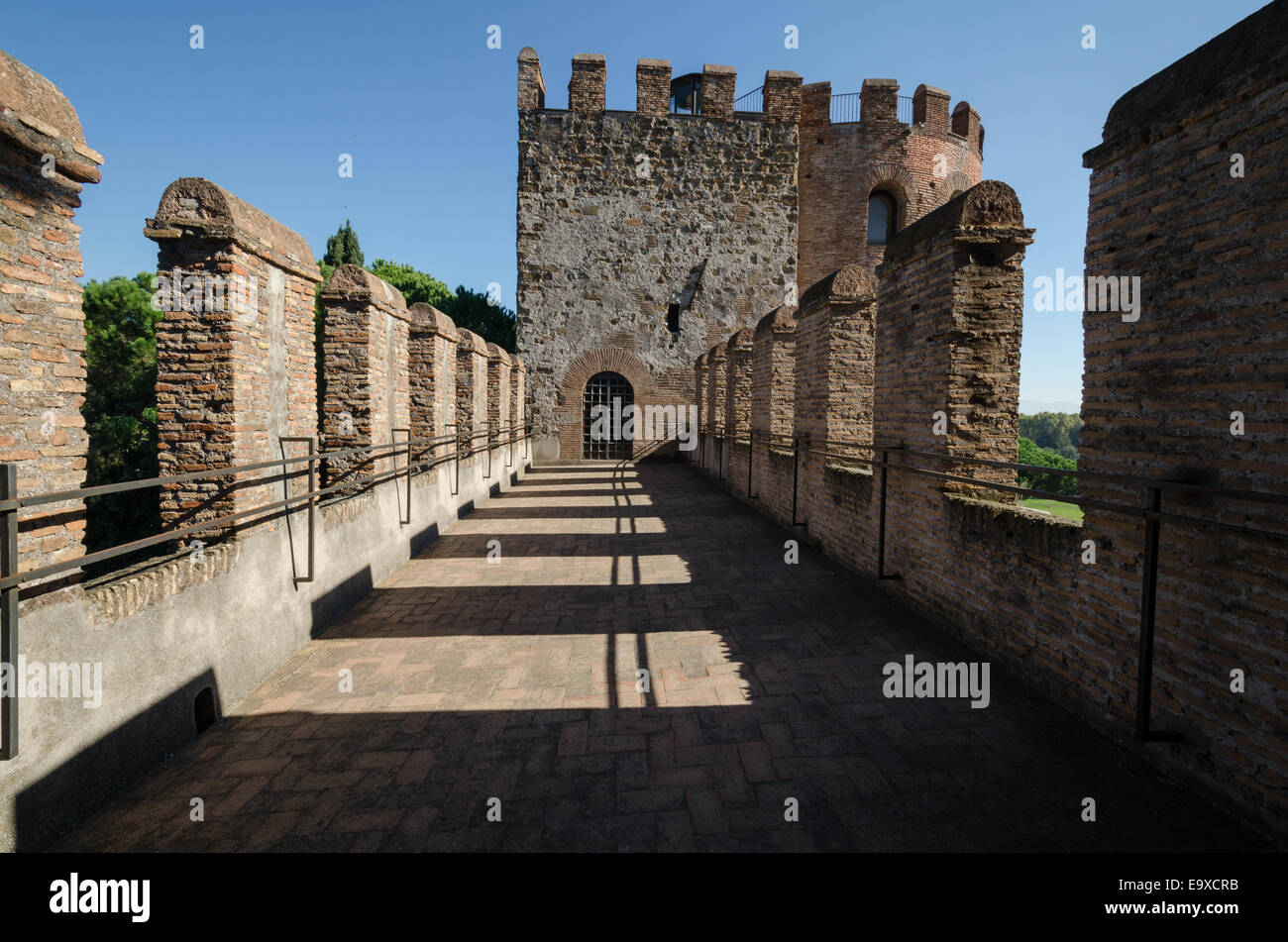 Las paredes del museo de Roma,sitio arqueológico, puerto S.Sebastiano Foto de stock