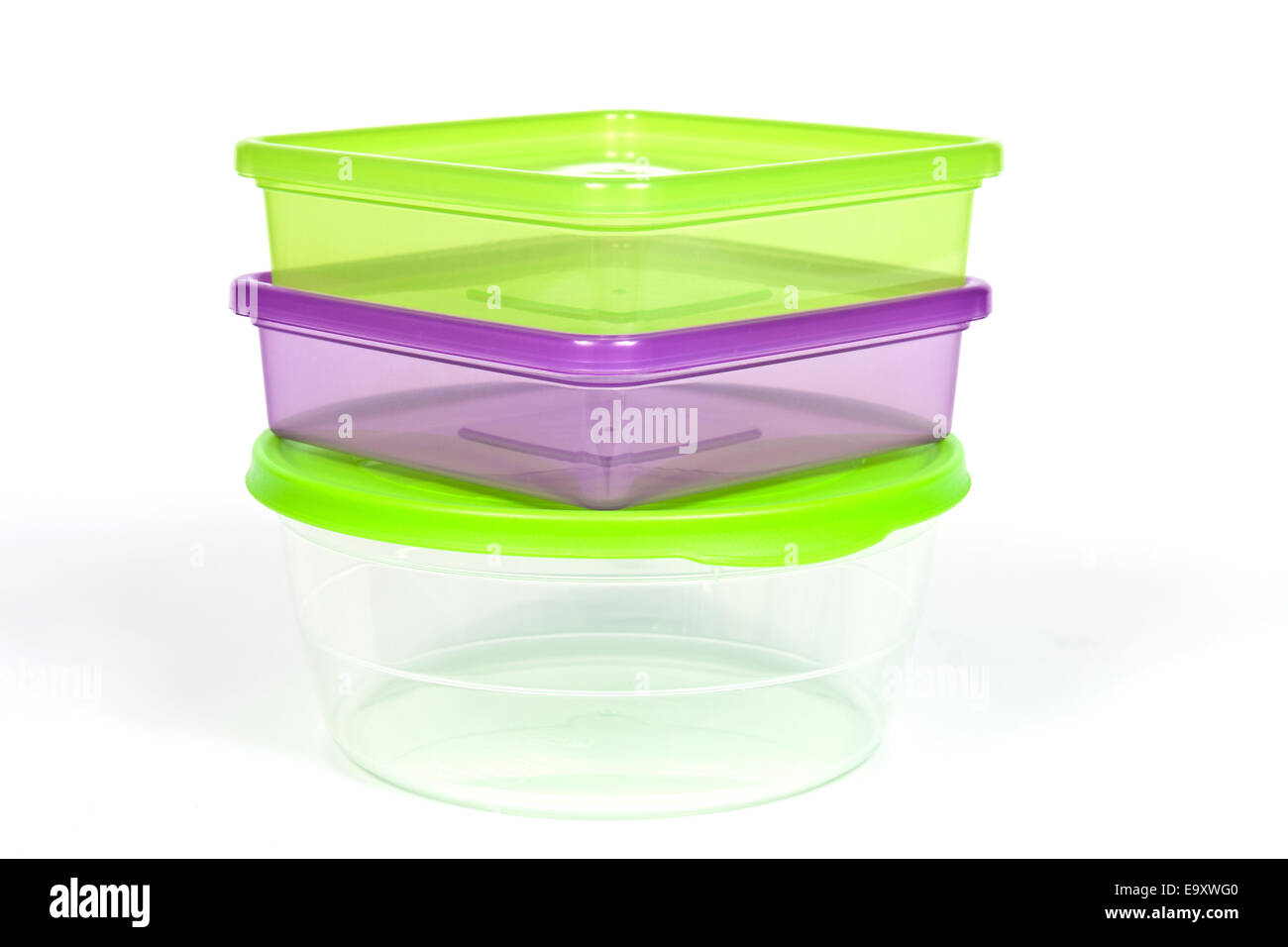 Contenedores de plástico con tapas ajustadas para el almacenamiento seguro  de los alimentos Fotografía de stock - Alamy