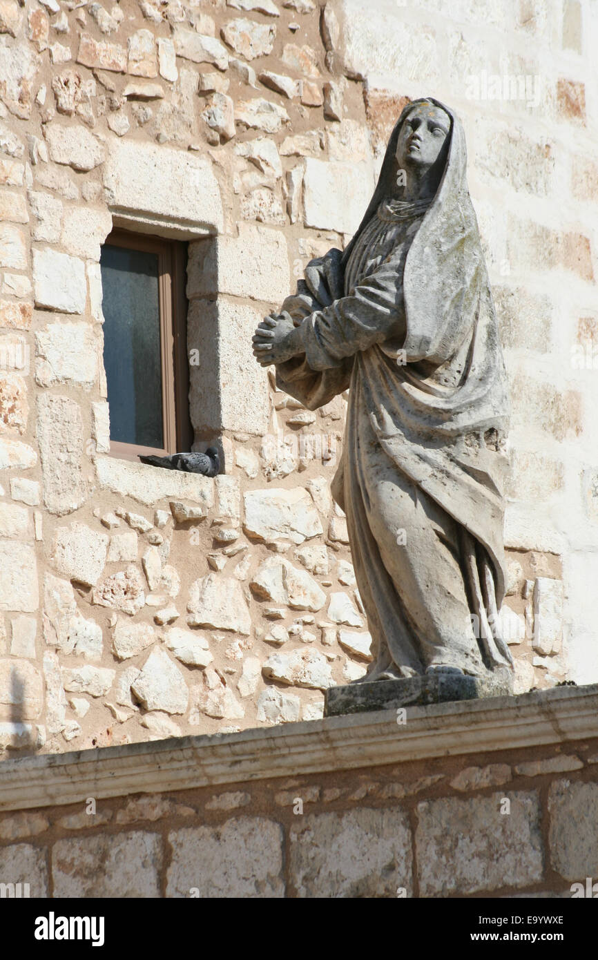 Estatua religiosa en Ostuni, Italia Foto de stock