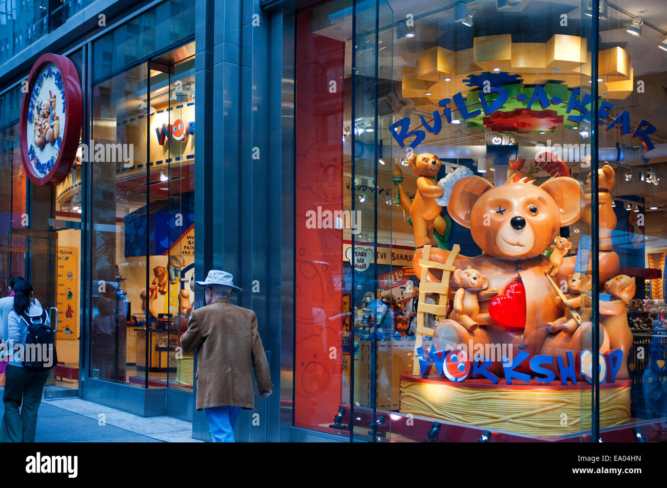 difícil virtual Guardería Build-a-Bear, construir un oso Taller, Tienda. Estados Unidos, Manhattan,  Ciudad de Nueva York, Midtown, 5th Avenue, construir un oso, un juguete SH  Fotografía de stock - Alamy