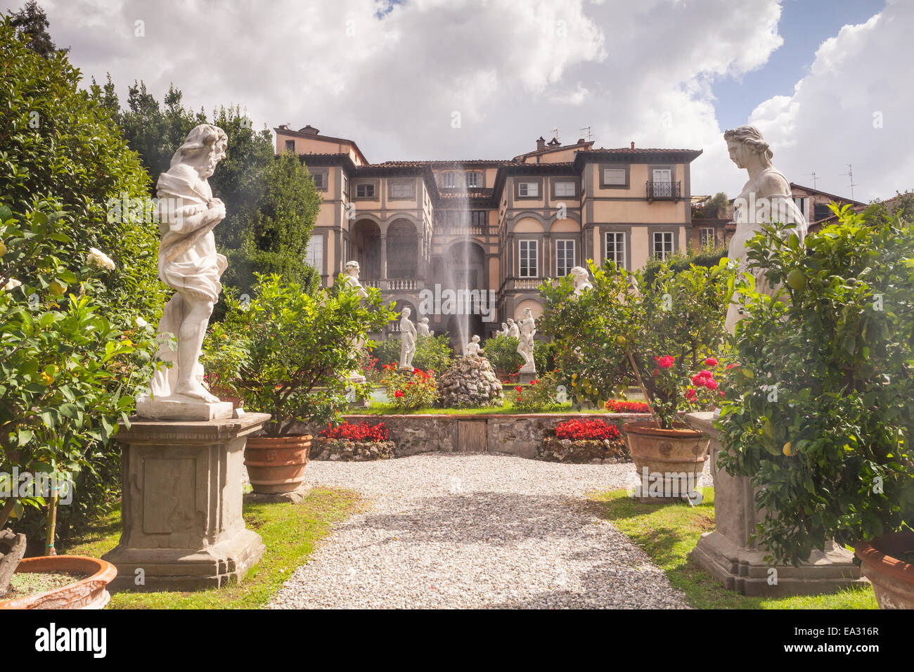 Los jardines de palacio Pfanner en Lucca que se remontan al siglo XVII