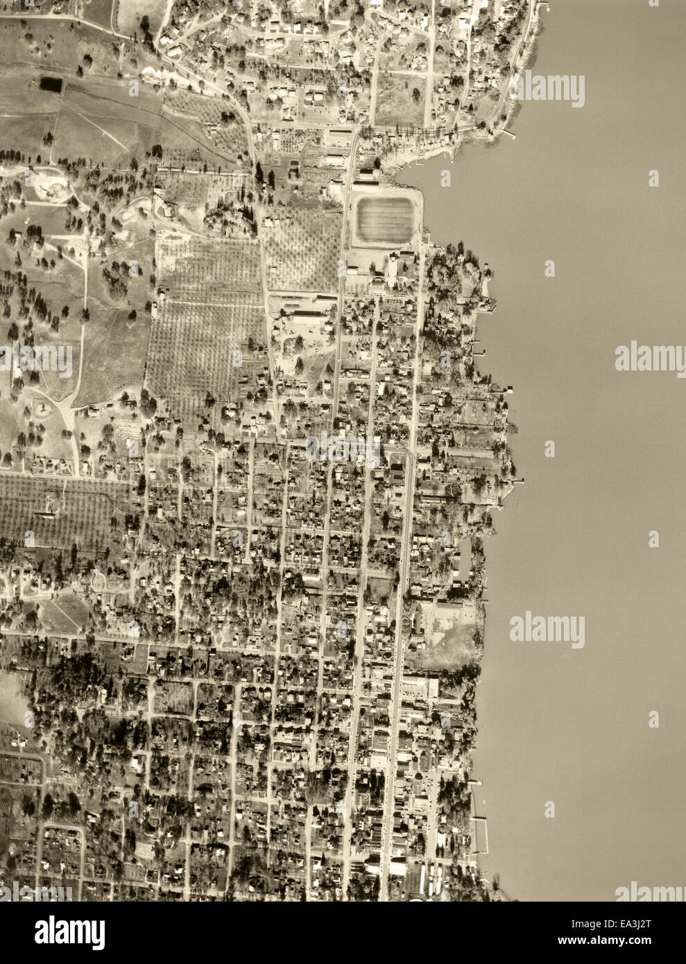 Fotografía aérea histórica de Lakeport,CA, 1956 Foto de stock