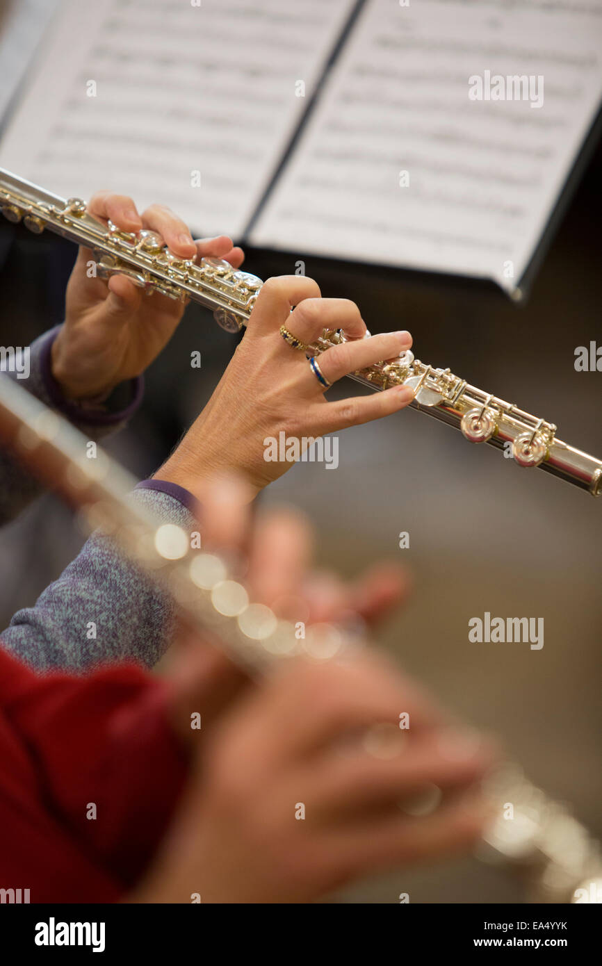 Close up music flute fotografías e imágenes de alta resolución - Alamy
