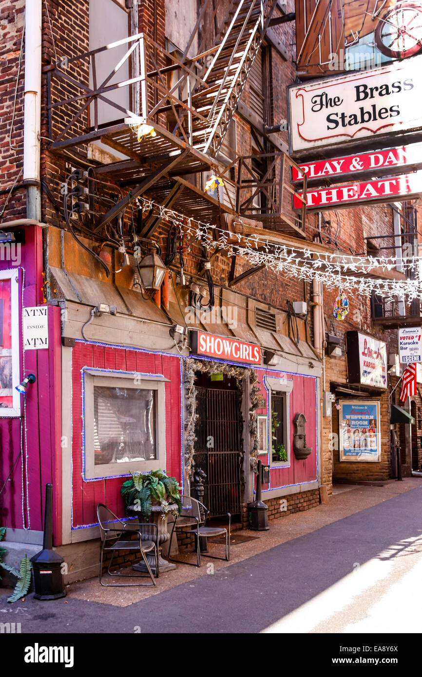 Printers Alley strip clubs y bares en esta área xrated de Nashville, Tennessee Fotografía de