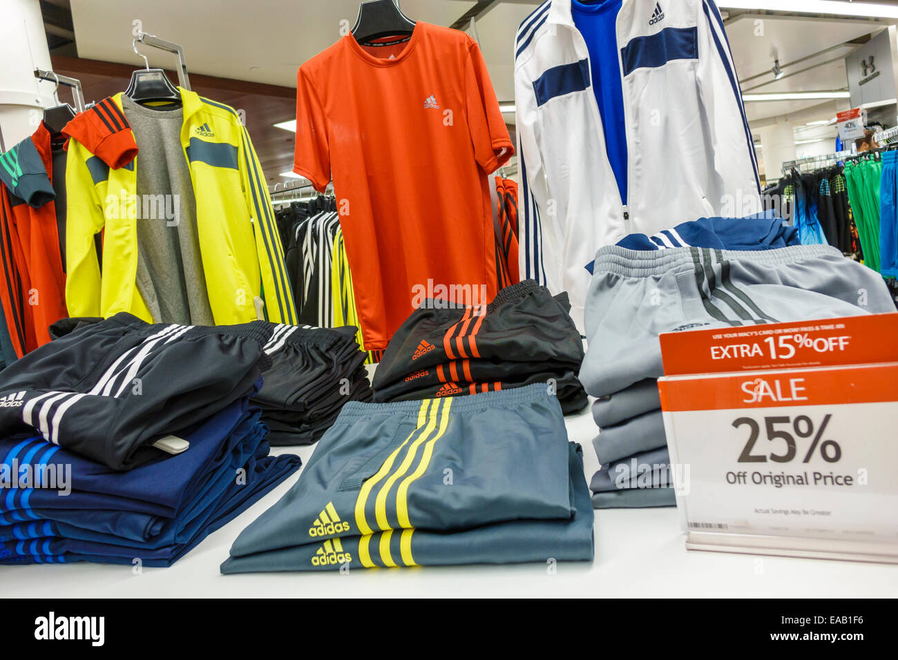 ropa de moda adidas