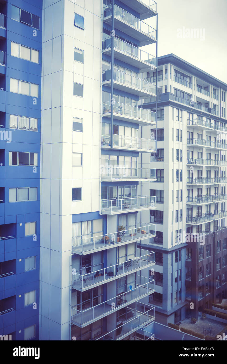 Los bloques de la torre, pisos, apartamentos, en Auckland, Nueva Zelanda Foto de stock