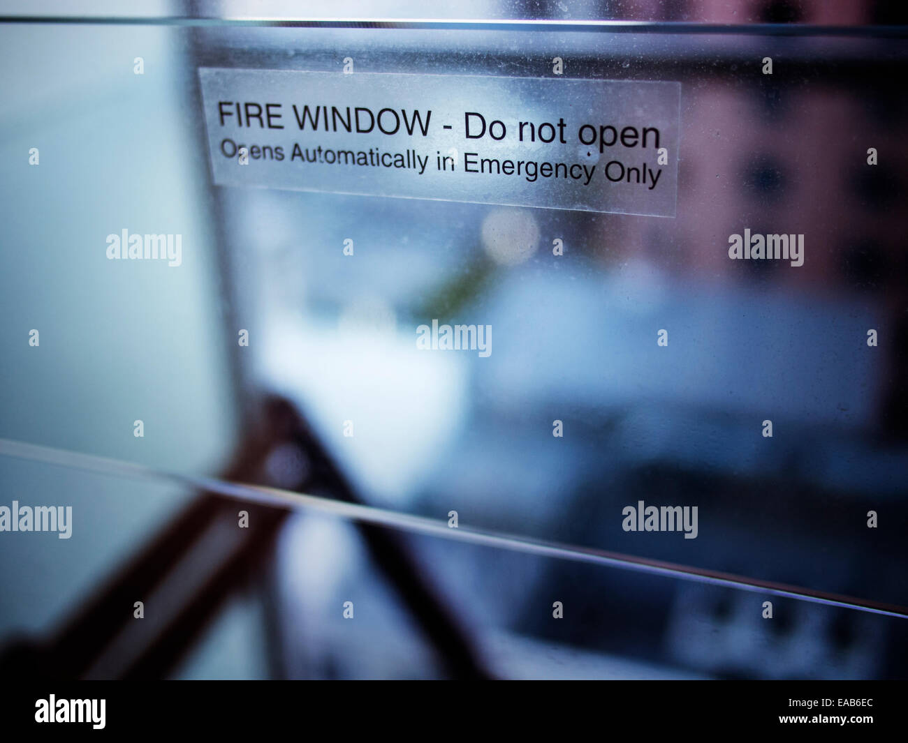 No abrir ventana de fuego Foto de stock