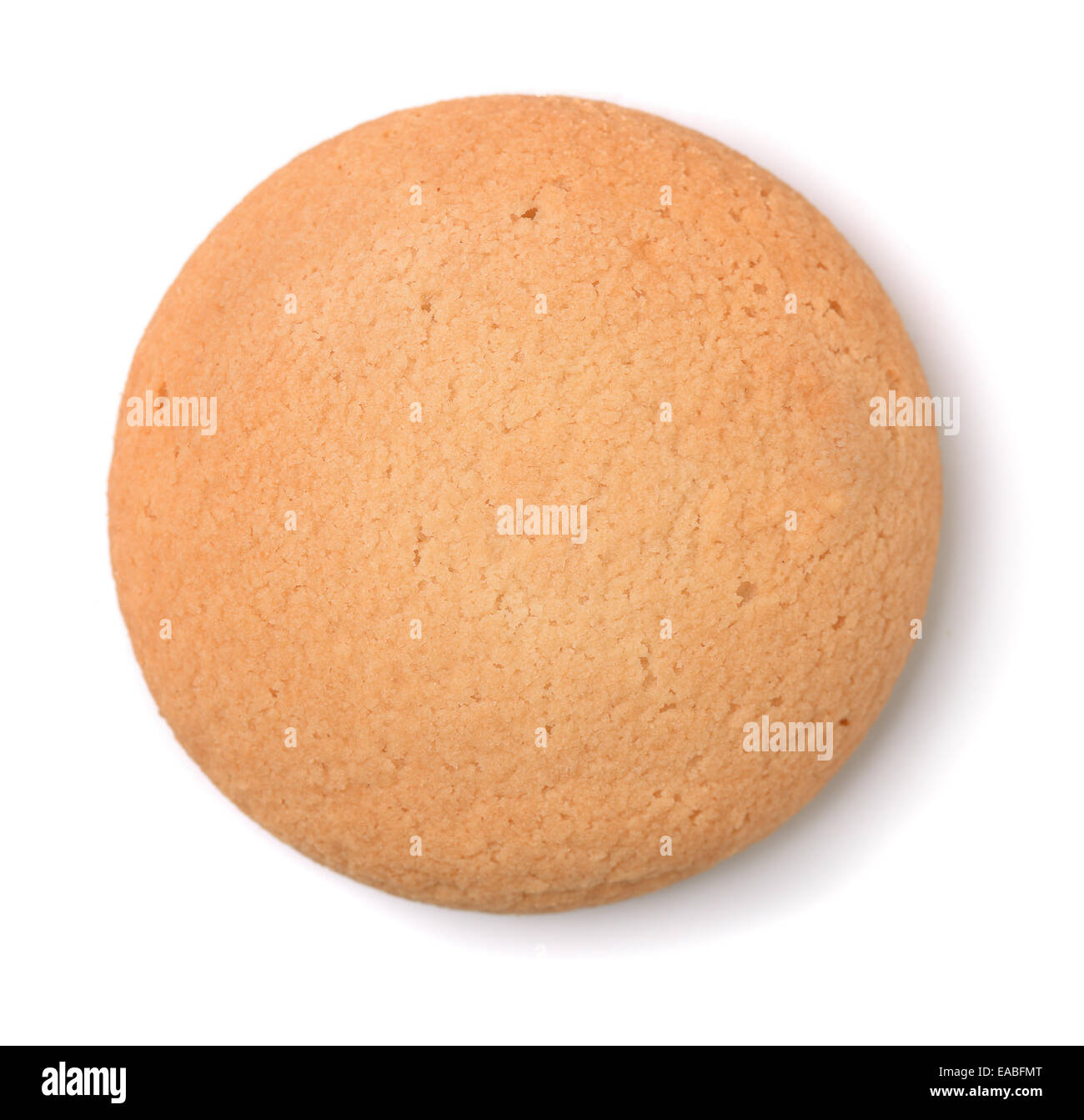 Mantequilla de trigo redonda cookie aislado en blanco Foto de stock