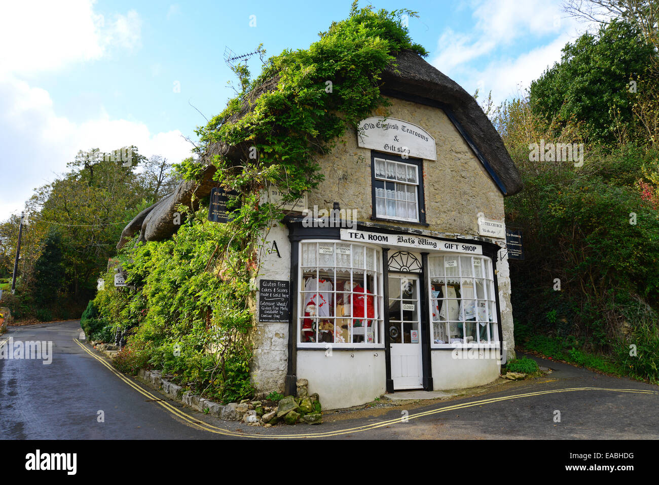 Antiguo Inglés confiterías & Gift Shop, Iglesia, Godshill hueco, la Isla de Wight, Inglaterra, Reino Unido Foto de stock