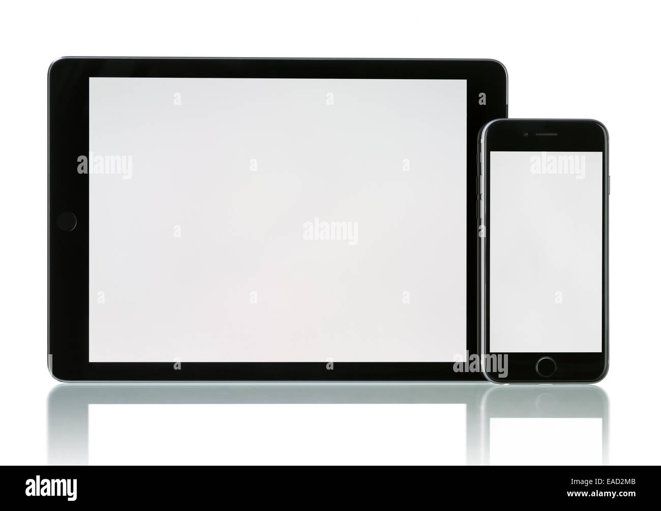 Espacio Apple Iphone 6 De Color Gris Y El Aire Ipad 2 Wi Fi Celular Con Pantalla En Blanco Fotografia De Stock Alamy
