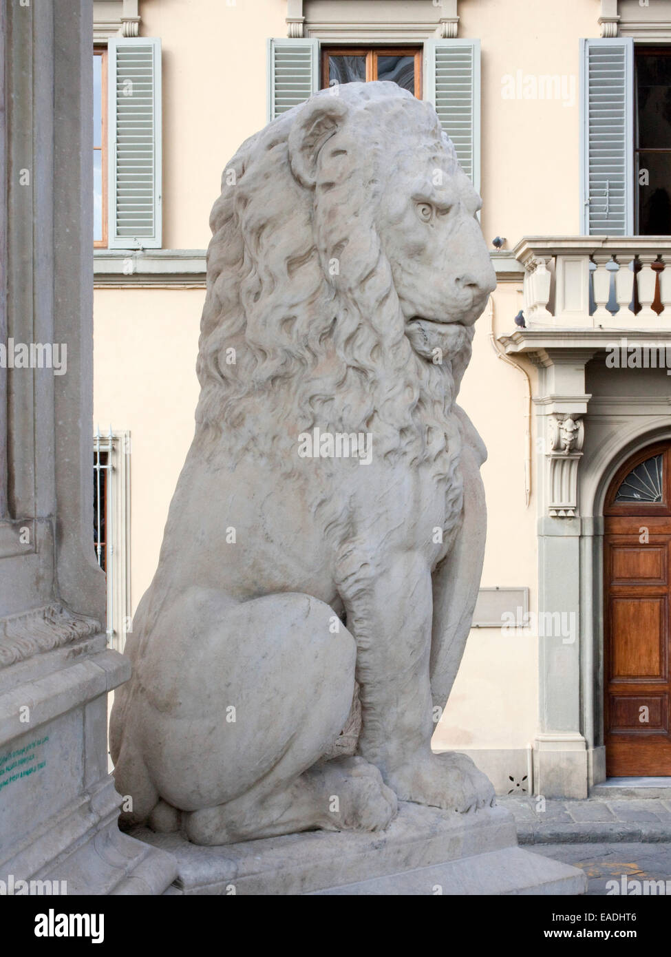 Escultura de león en Florencia, Italia. Foto de stock