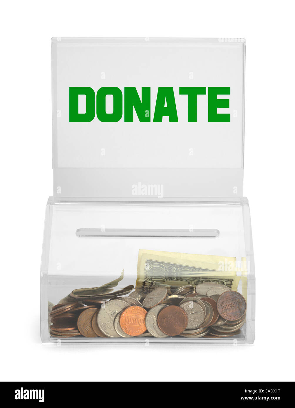 Caja de donación de plástico transparente con dinero aislado sobre fondo blanco. Foto de stock