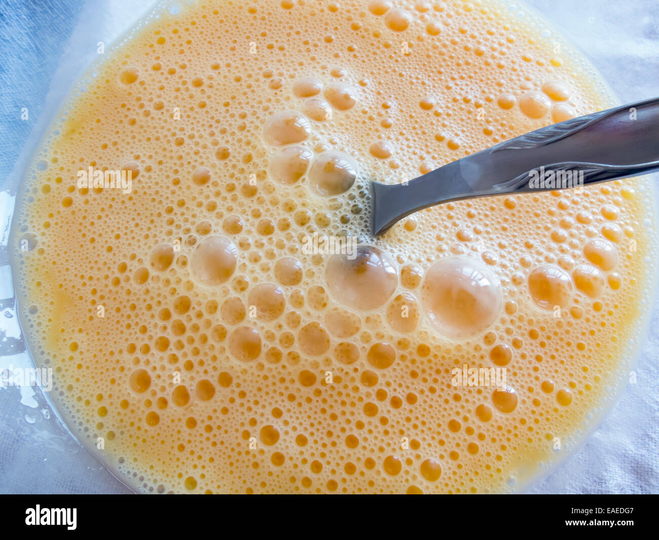 Huevos batidos fotografías e imágenes de alta resolución Alamy