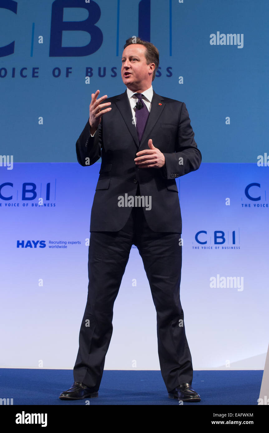 El Primer Ministro, David Cameron, se dirige a la conferencia anual de la CBI en el Grosvenor House Hotel, Londres Foto de stock