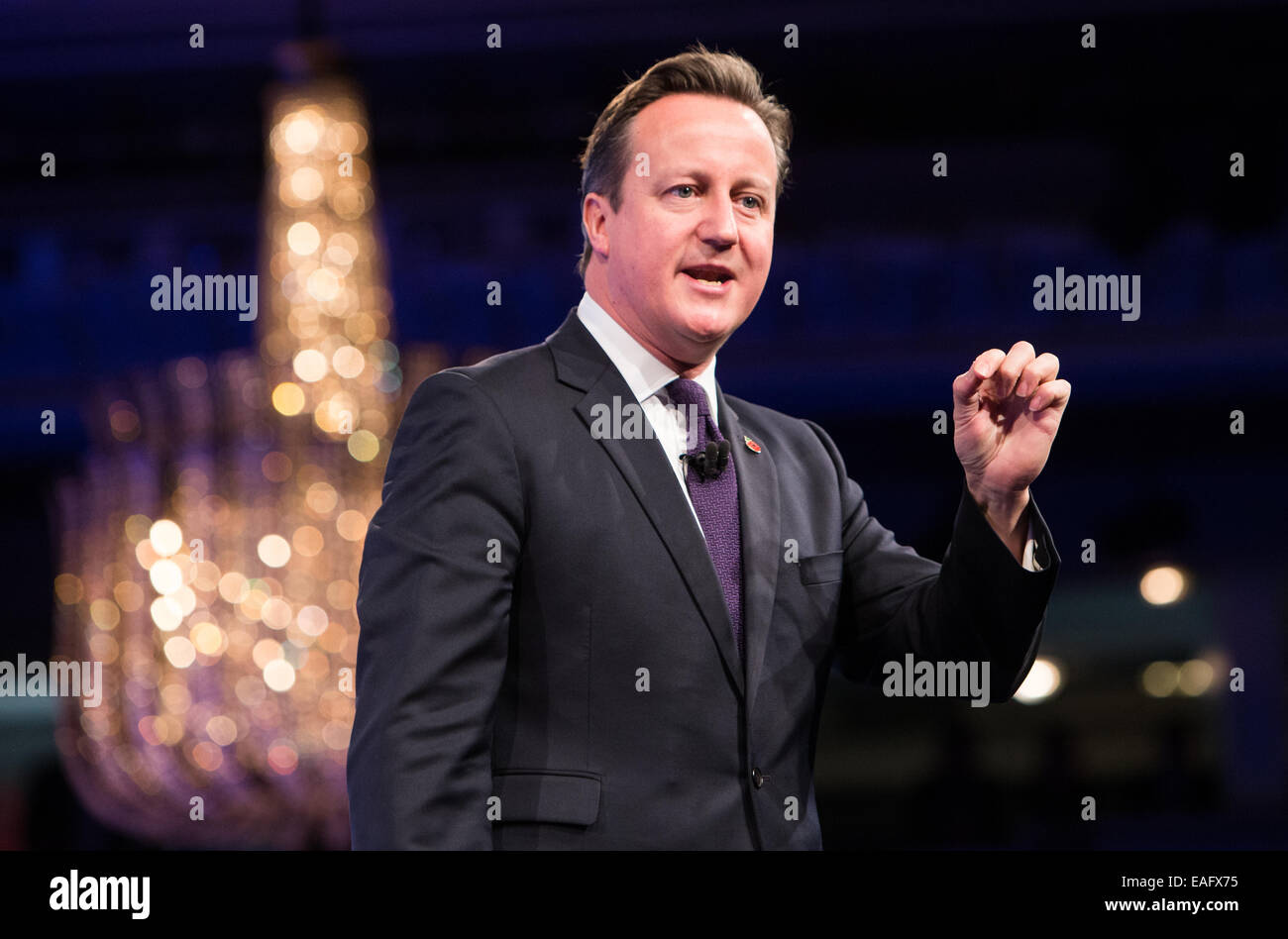 El Primer Ministro David Cameron aborda la conferencia de CBI Foto de stock
