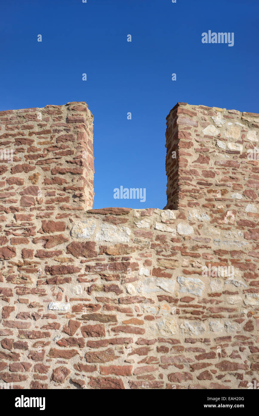 Detalle de una muralla del castillo Foto de stock