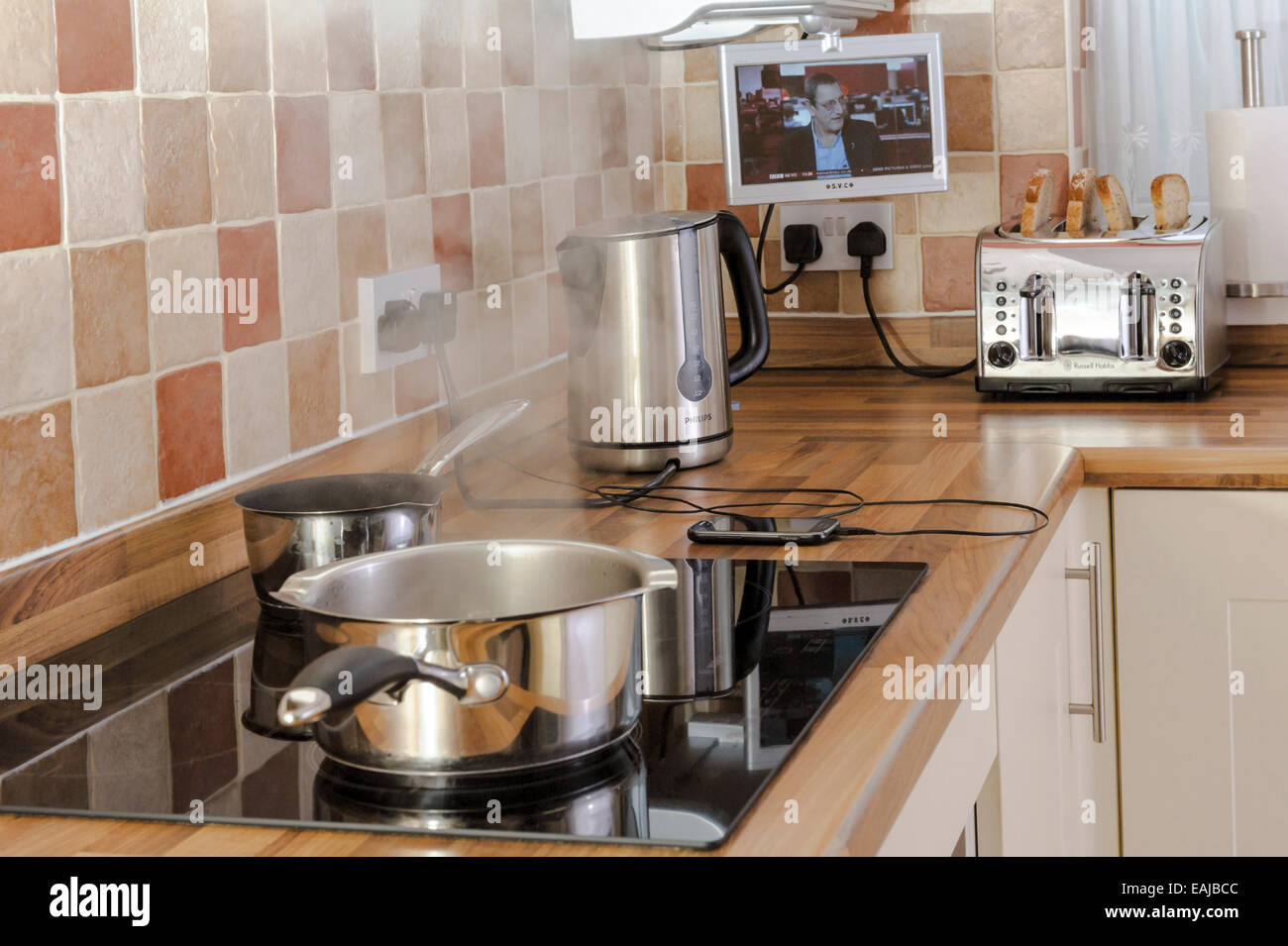 Electrodomésticos vector cocina electrodomésticos para cocina de casa