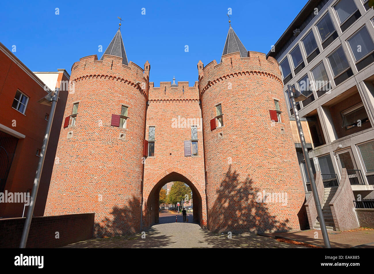 Puerta de la ciudad, Sabelspoort, Arnhem, Gelderland, Países Bajos Foto de stock
