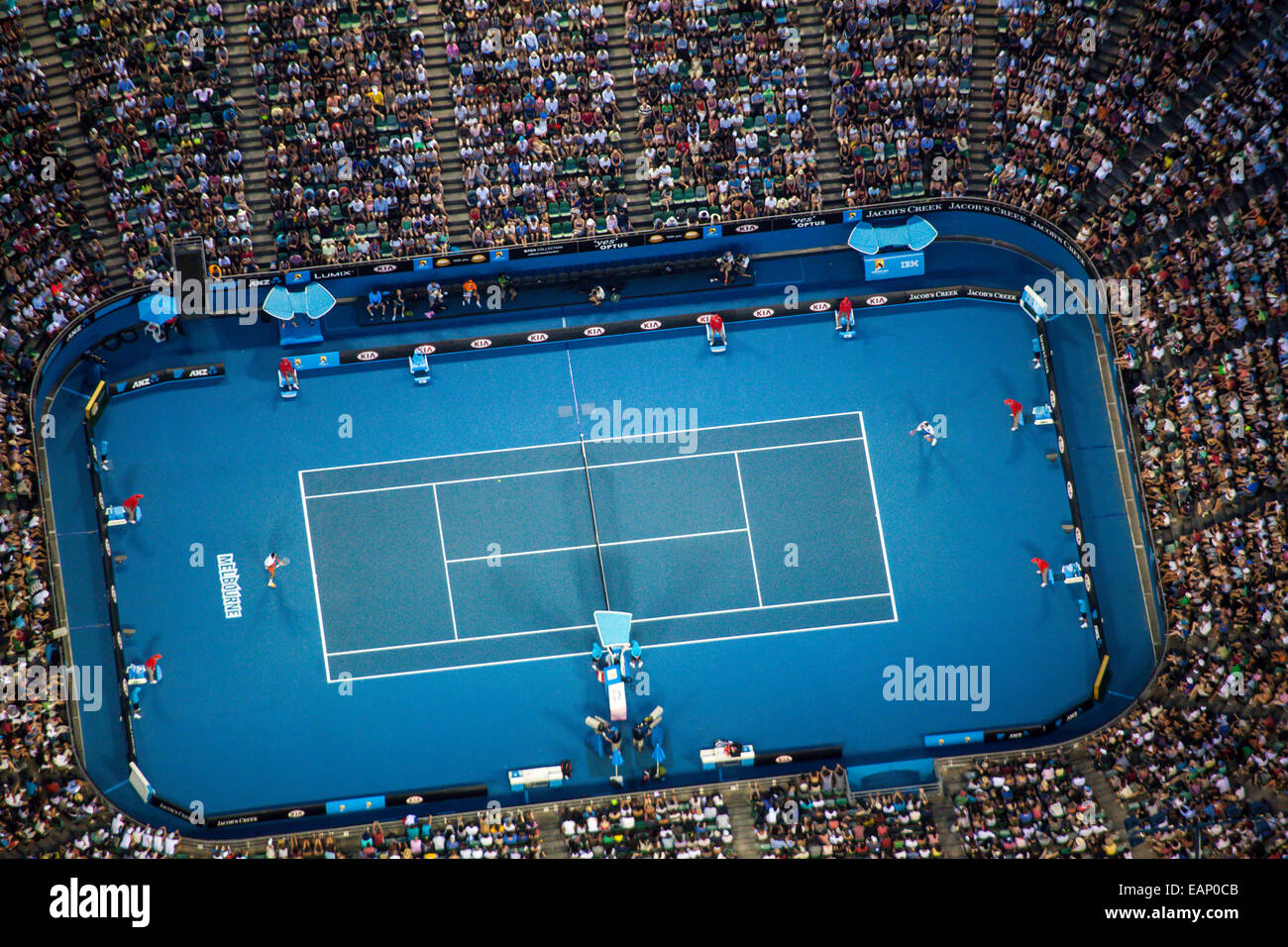 Vista aérea del anochecer del torneo de tenis Abierto de Australia. En Rod Laver Arena. Foto de stock