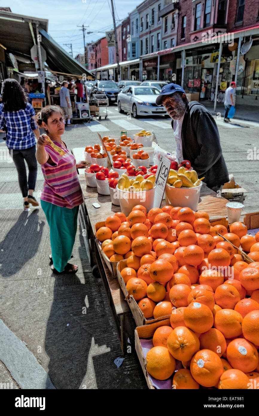 El mercado italiano - 9th Street, Philadelphia, PA Foto de stock