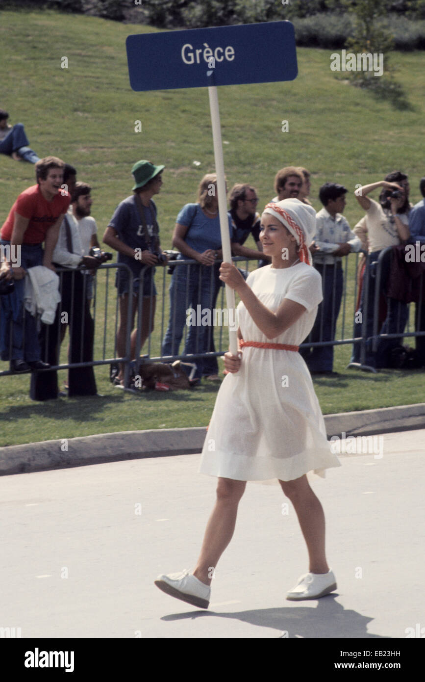 Juegos Olímpicos de 1976 en Montreal, Canadá, el desfile de los atletas en las ceremonias de apertura, equipo griego Foto de stock