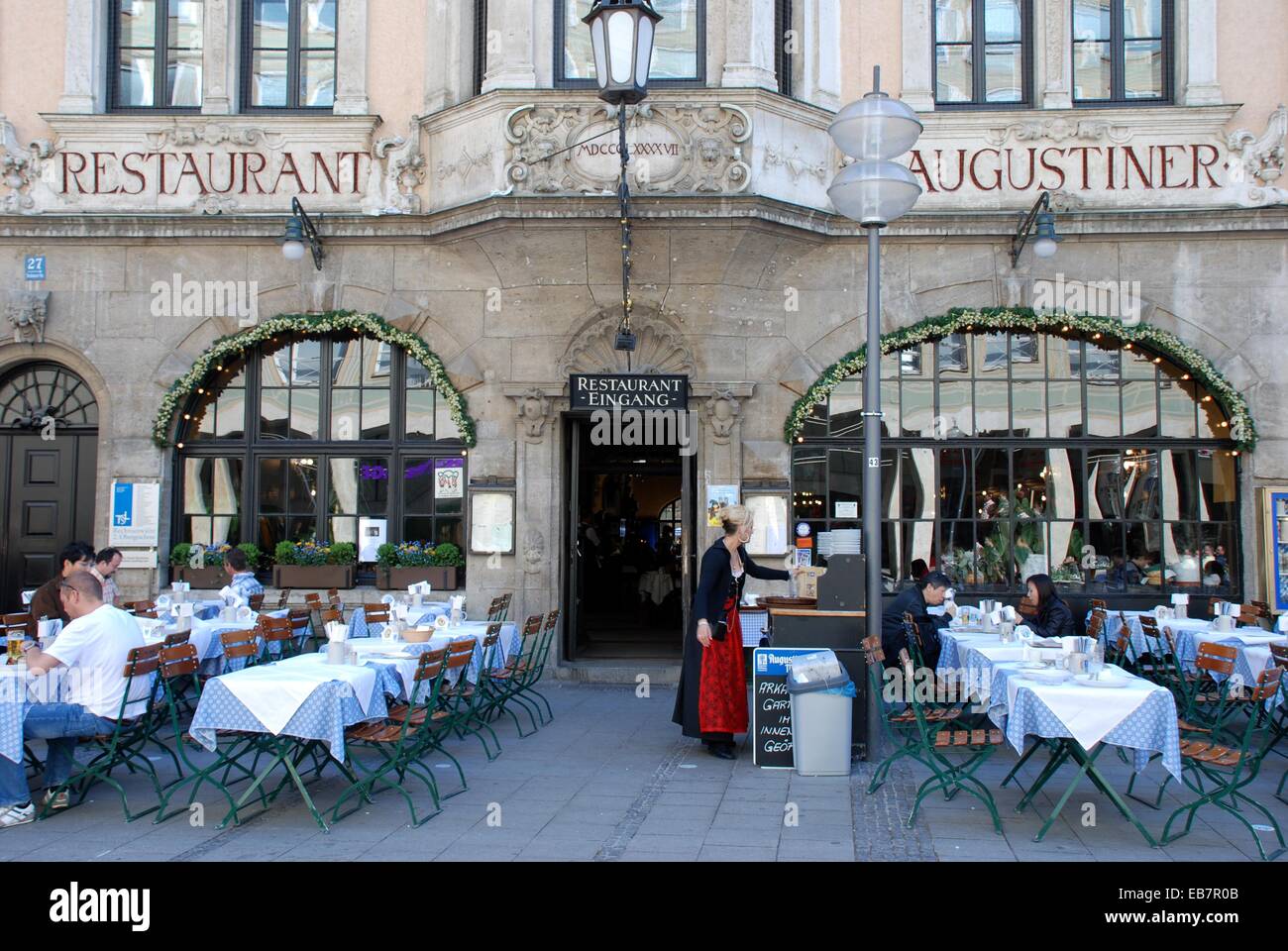 Augustiner Restaurant Fotos E Imagenes De Stock Alamy