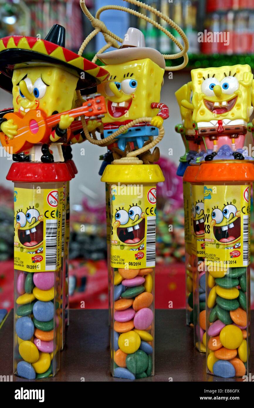 Bastón de caramelo, Bob Esponja, dulces Fotografía de stock Alamy