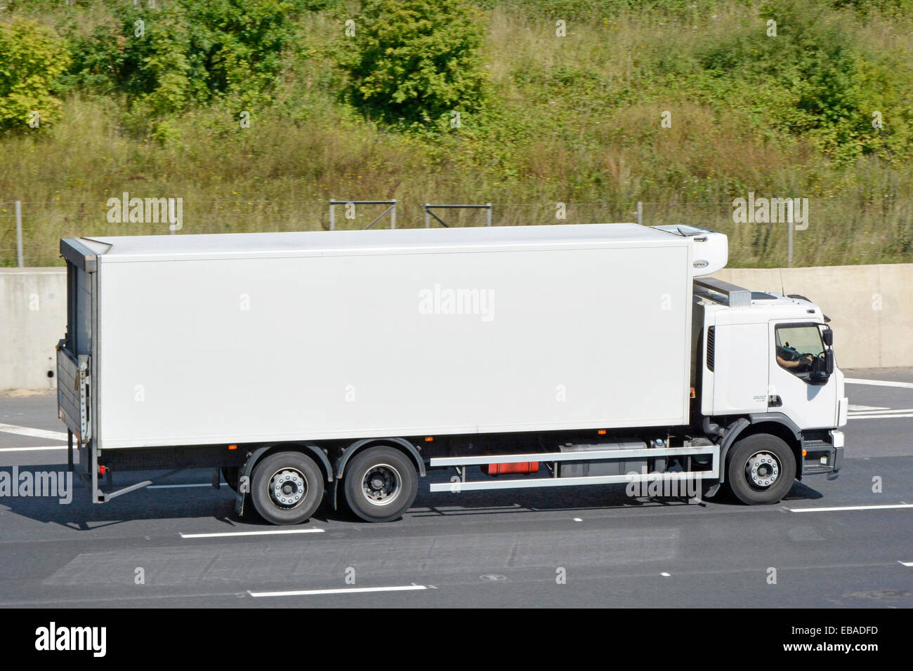 Camión rígido fotografías e imágenes de alta resolución - Alamy
