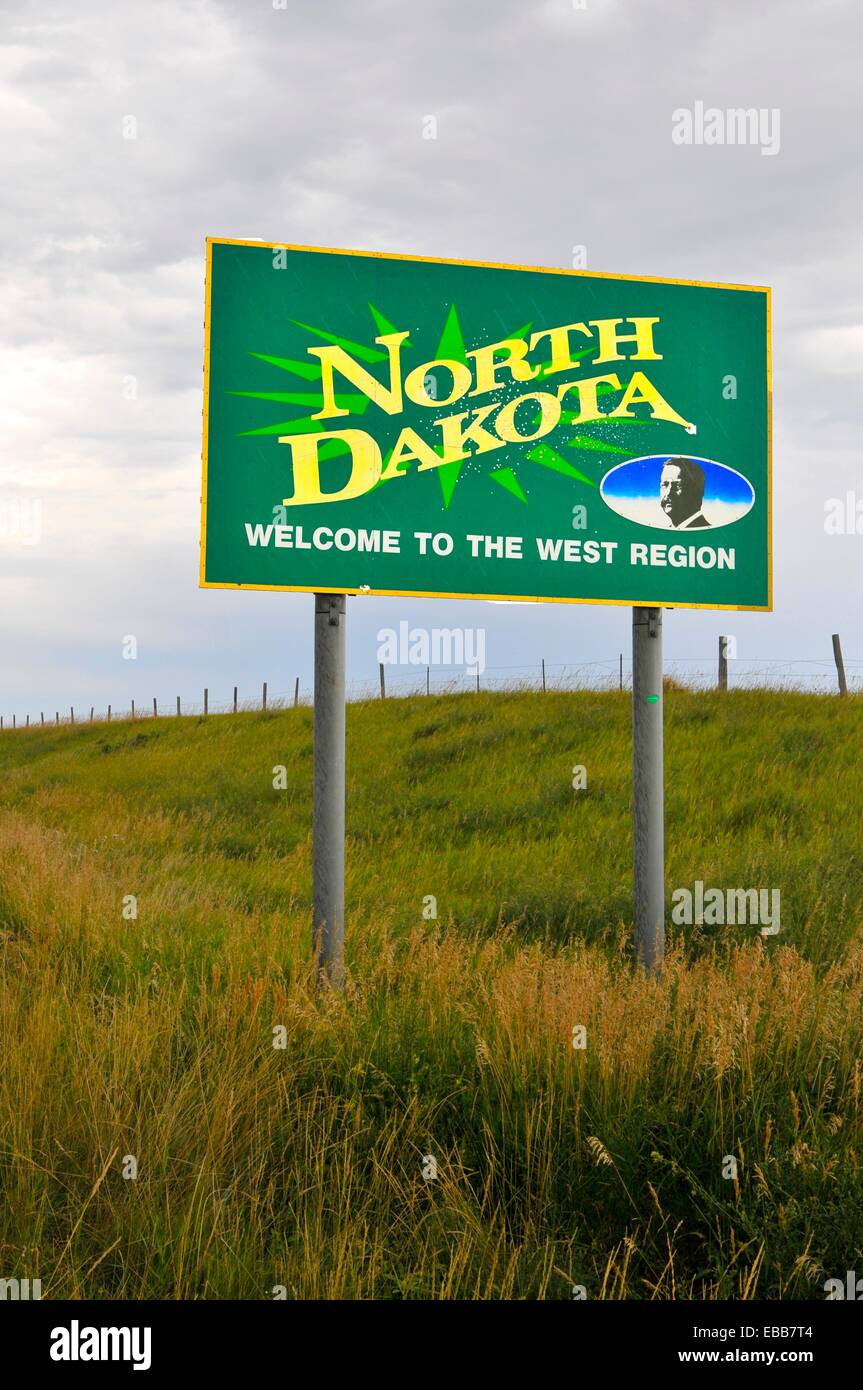 Bienvenido al signo de North Dakota ND Frontera US Foto de stock