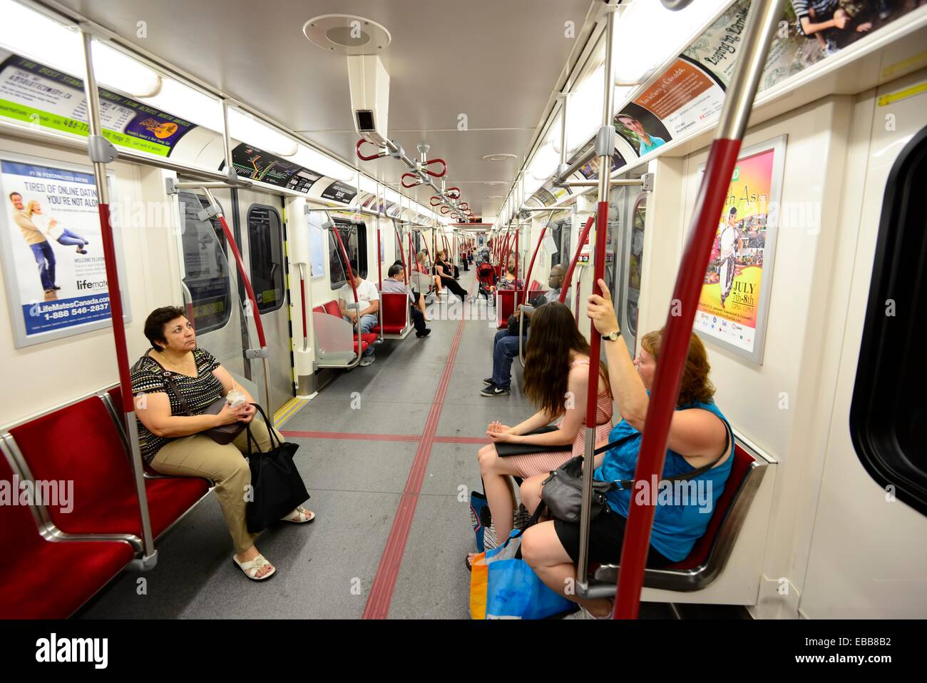 Sistema de Metro tren interterminales Toronto Ontario Canada Foto de stock