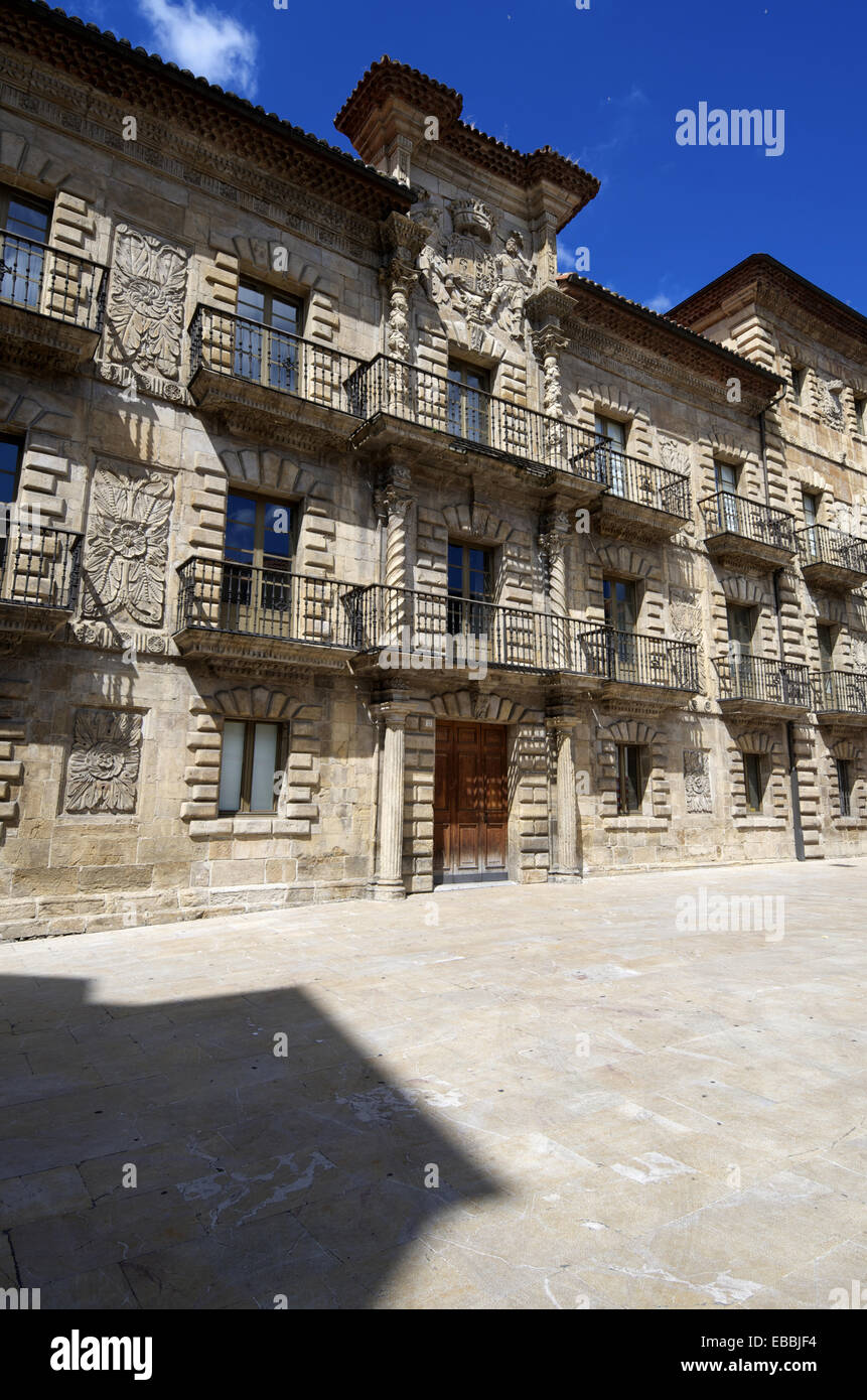 Fachada principal del palacio de Camposagrado siglo xvii Avilés