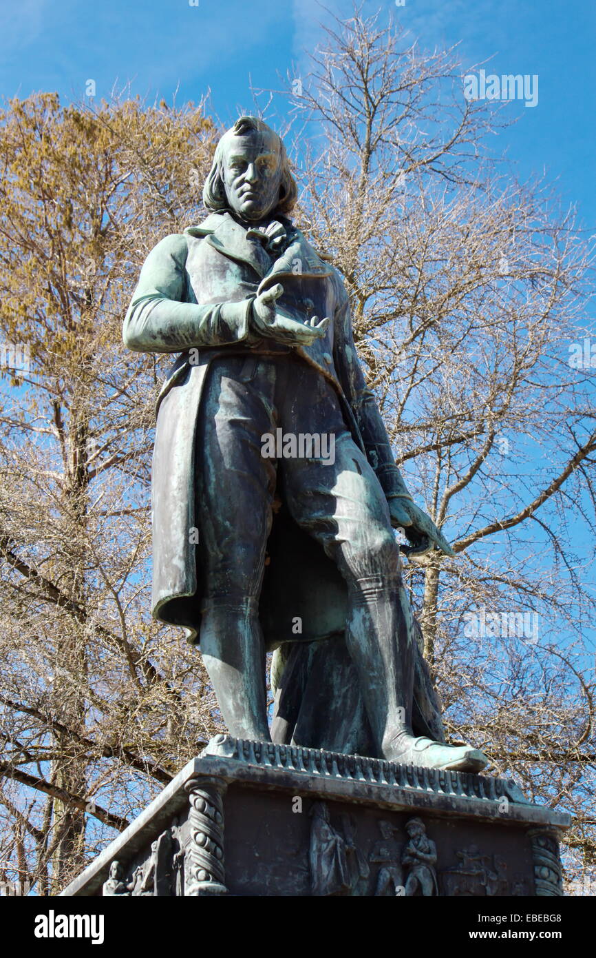 Claude Louis Berthollet estatua de bronce en Annecy, Francia Foto de stock