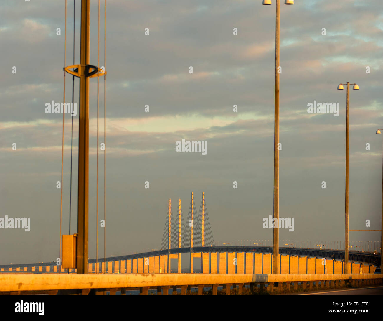 Vista del Puente de Öresund entre Malmö y Copenhague, Dinamarca, Suecia Foto de stock