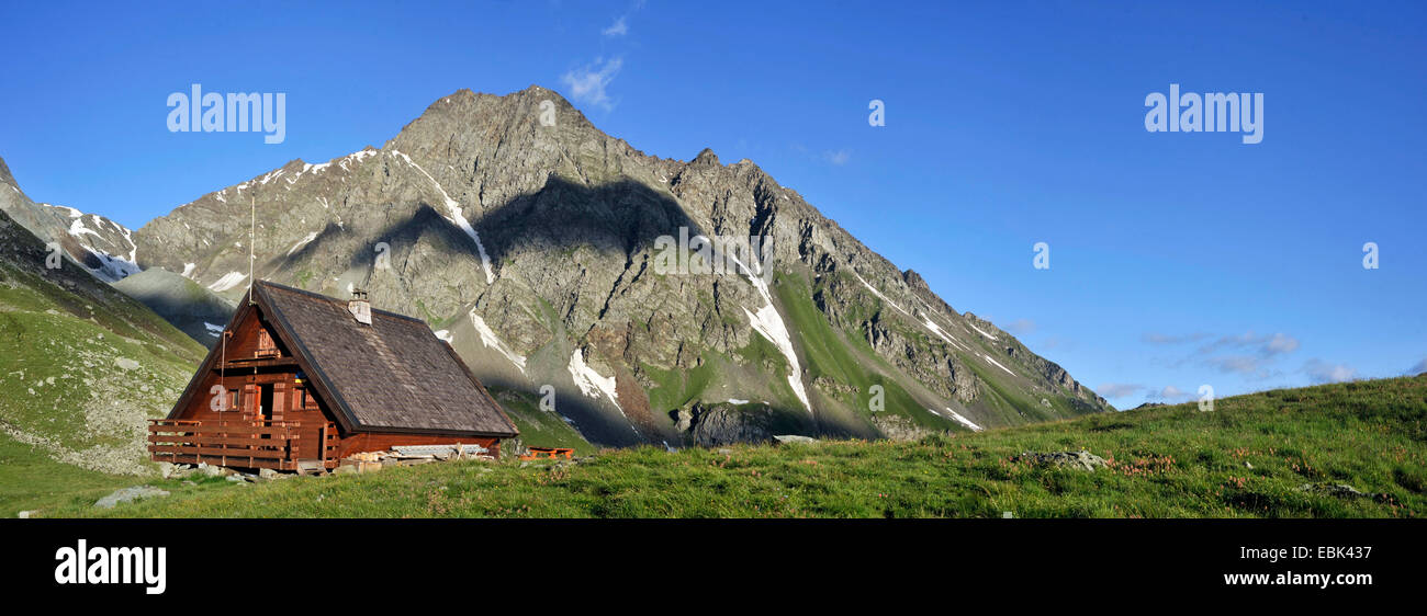 Cabaña alpina en el Parque Nacional de Vanoise, Francia, Savoie, Parque Nacional de Vanoise, Bourg-Saint-Maurice Foto de stock