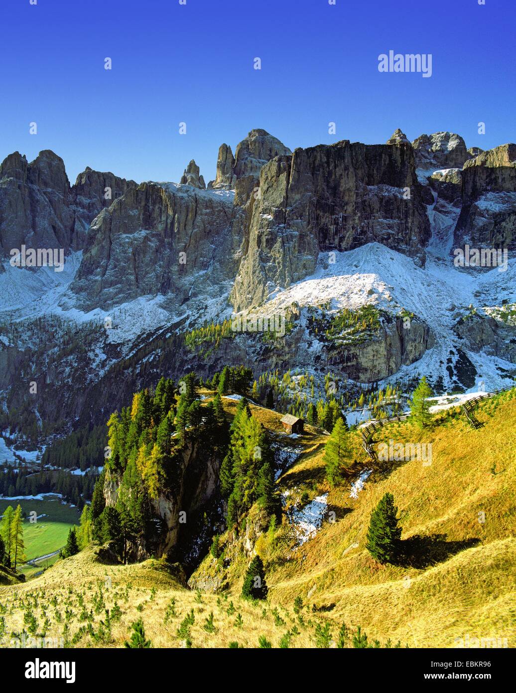 Grupo Sella en otoño, Italia, el Tirol del Sur, Dolomitas Foto de stock