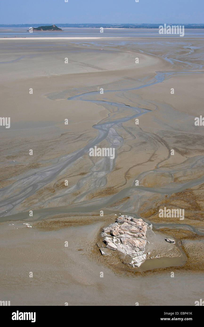 Tideland de arena durante la marea baja, Francia, Bretaña Foto de stock