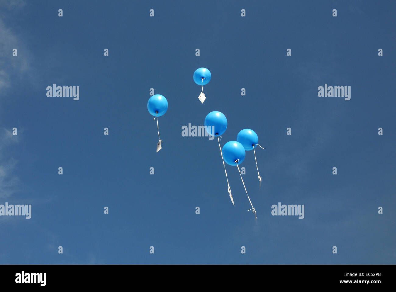 Los globos pueden subir Foto de stock