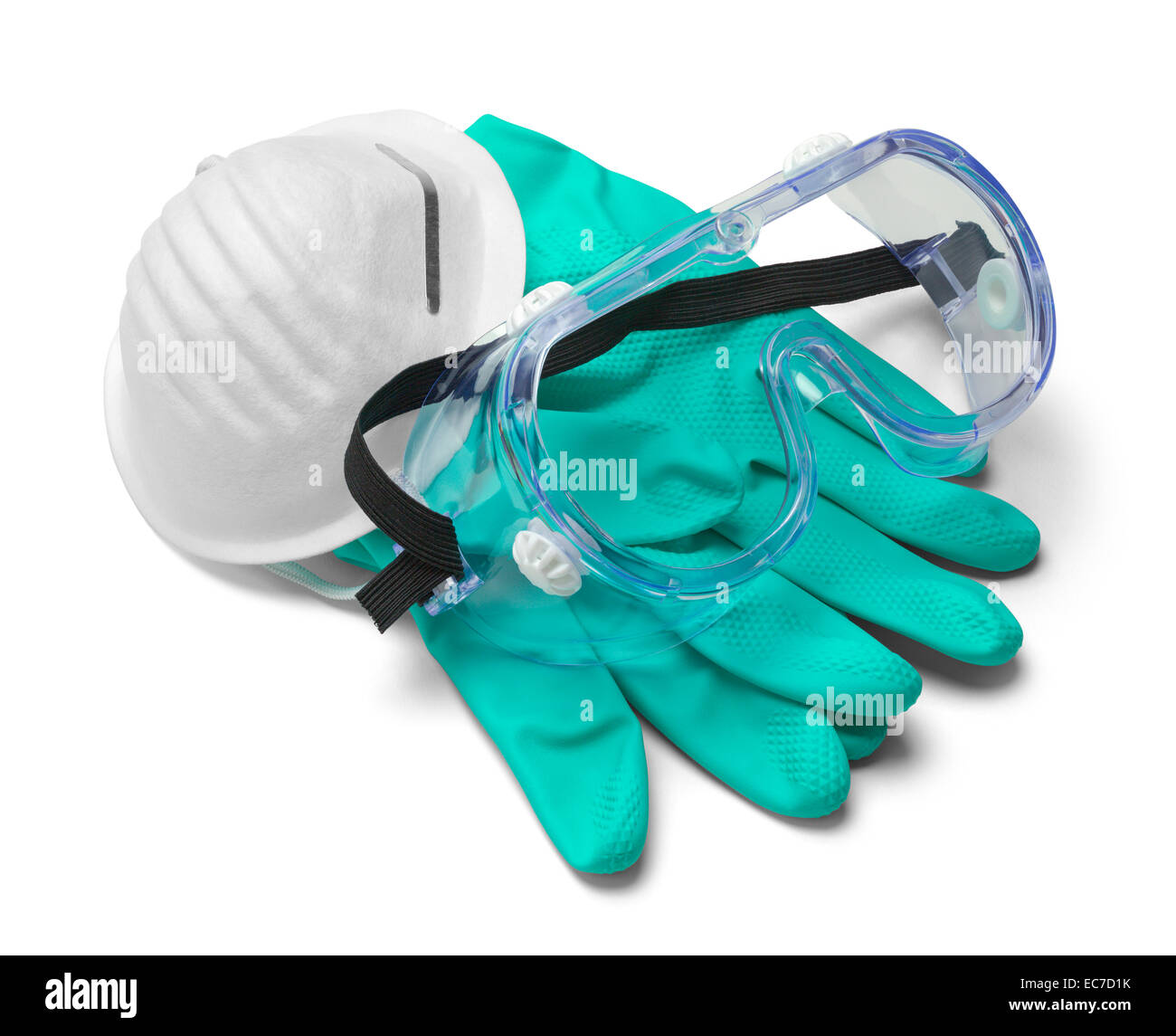 Mascarilla, guantes y gafas en montón aislado sobre fondo blanco. Foto de stock