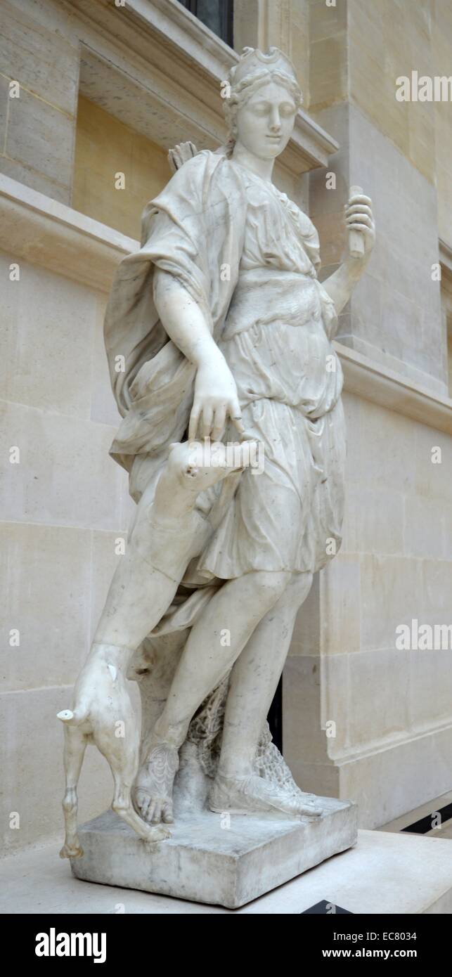 Estatua de mármol de Diana por Anselme Flamen (1647-1717), escultor barroco francés. Fecha del siglo XVII. Foto de stock