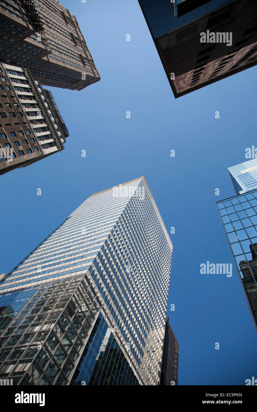 Los rascacielos, Midtown, la 6ª Avenida, la avenida de Las Américas, Manhattan, Nueva York Los rascacielos, Midtown, la 6ª Avenida, la avenida de Las Américas, Manhattan, Nueva York