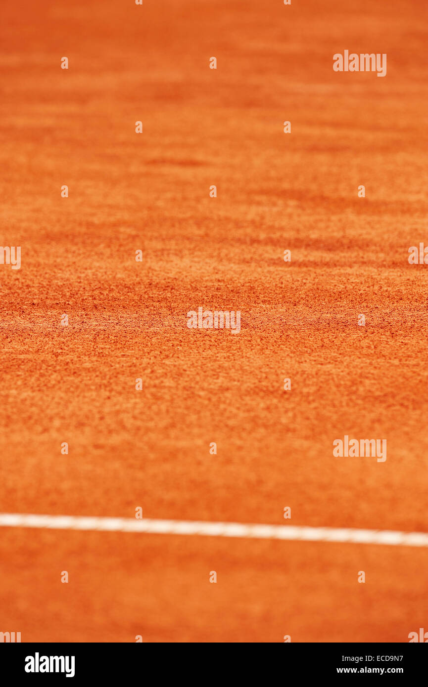 Nivel de superficie con detalle en un húmedo de tenis de tierra batida Foto de stock