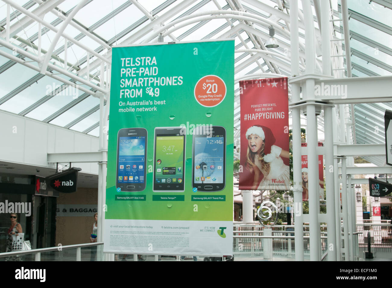 Telstra banner para teléfonos móviles en warringah mall shopping center en  el norte de Sydney, Nueva Gales del Sur, Australia Fotografía de stock -  Alamy