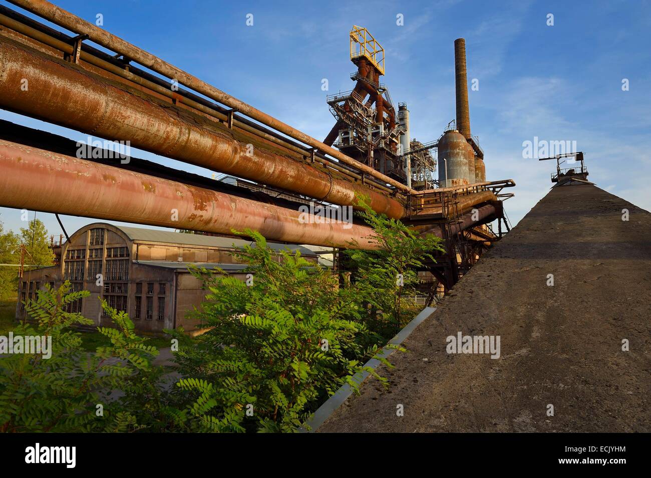 Francia, Moselle, Valle Fensch Uckange Steel Mill, alto horno U4 park Foto de stock