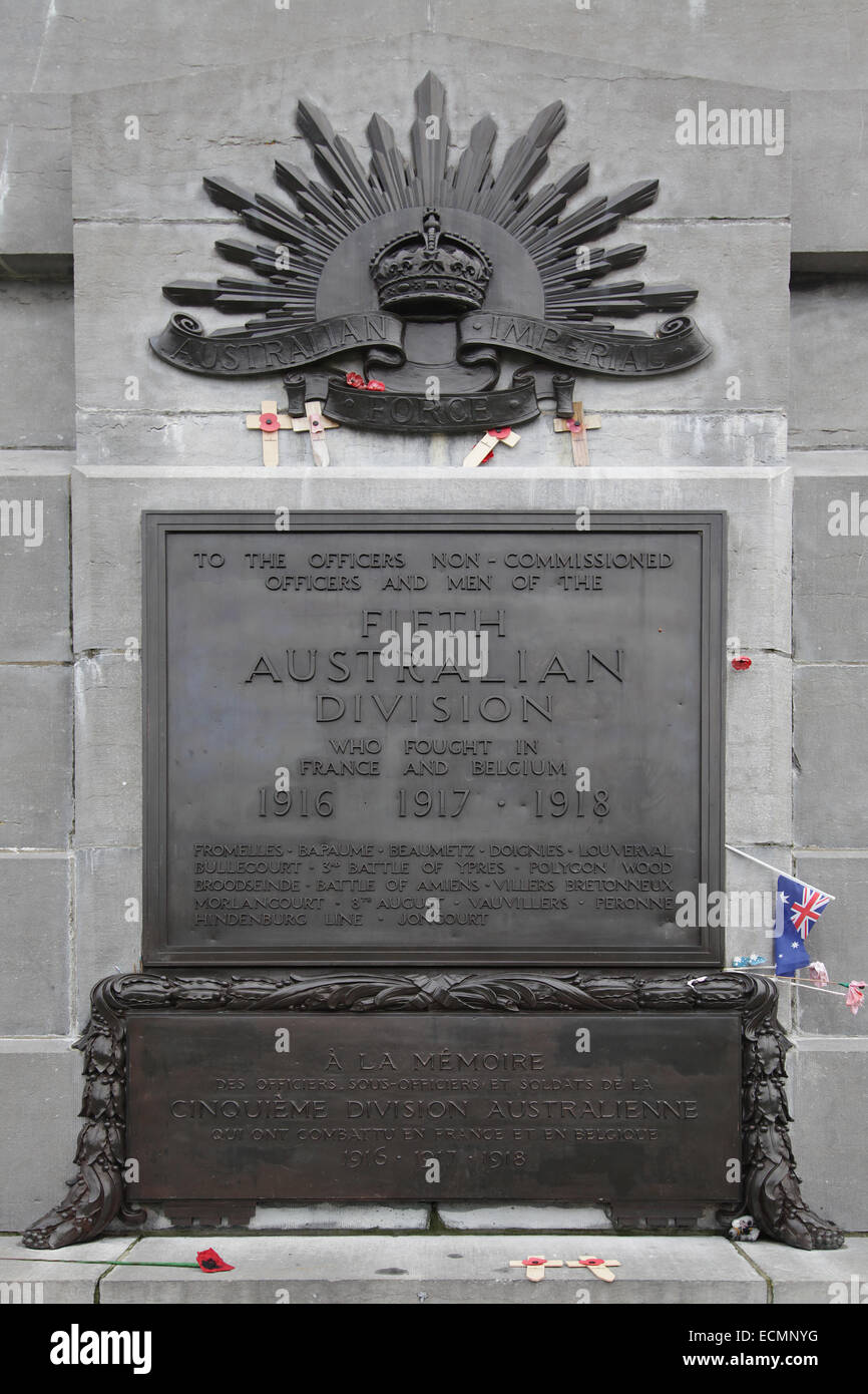 Primera Guerra Mundial memorial de la 5ª división australiana.Zonnebeke Bélgica.En el recuerdo. Foto de stock