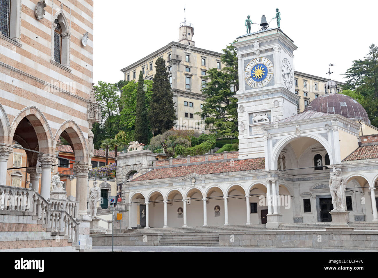 El antiguo lugar de libertad en Udine, Italia Foto de stock