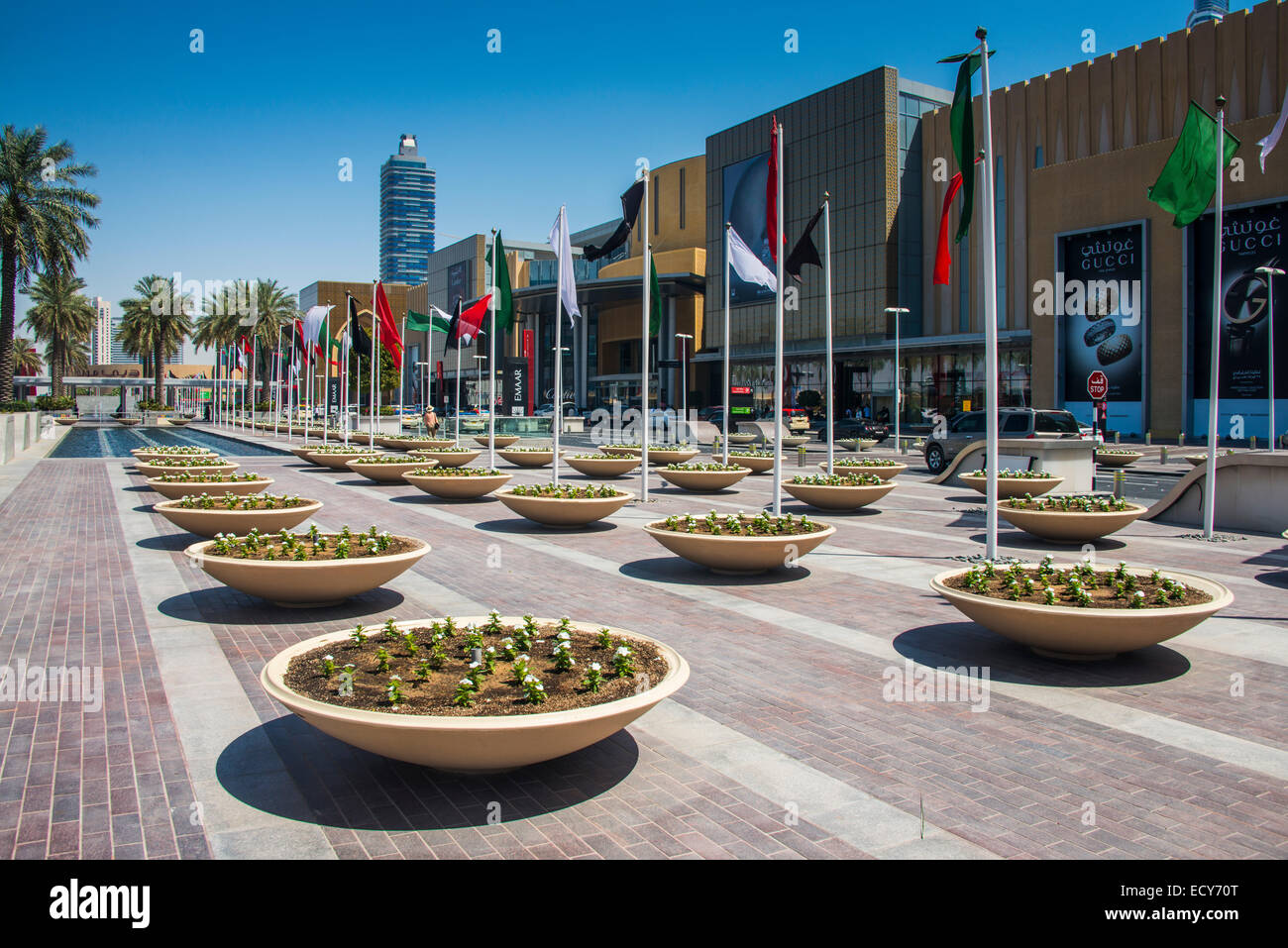La entrada al centro comercial Dubai Mall, Dubai, Emiratos Árabes Unidos. Foto de stock